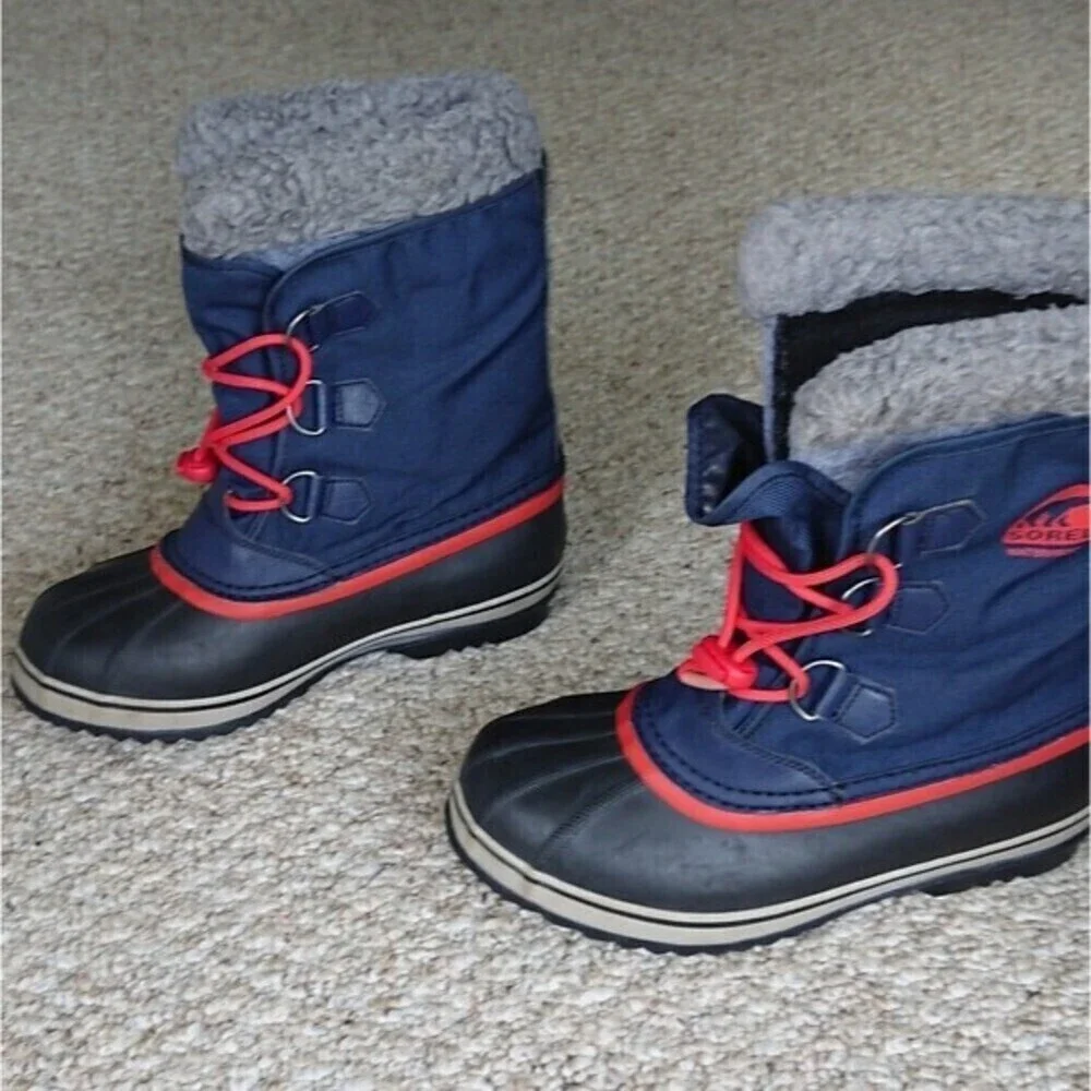 Sorel Yoot Pac Nylon Cool Waterproof Snow Boots in red and blue Size 6
